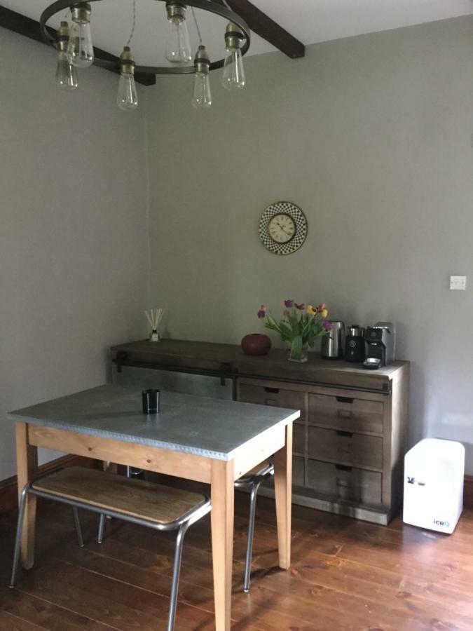 Ty Carreg Fach Staycation Cottage Кардиф Екстериор снимка