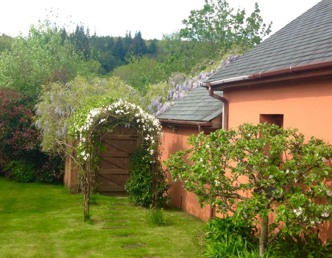 Ty Carreg Fach Staycation Cottage Кардиф Екстериор снимка