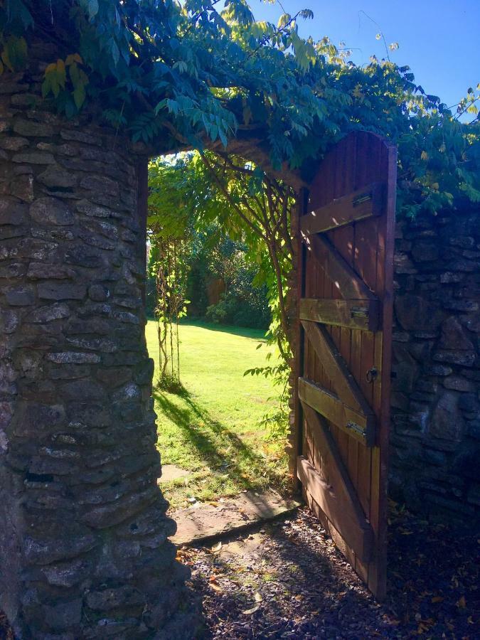 Ty Carreg Fach Staycation Cottage Кардиф Екстериор снимка